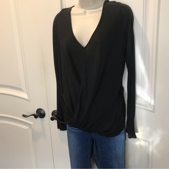 Express Reversible Long Sleeve Tops Black & Oatmeal Lot of 2 - Picture 5 of 7